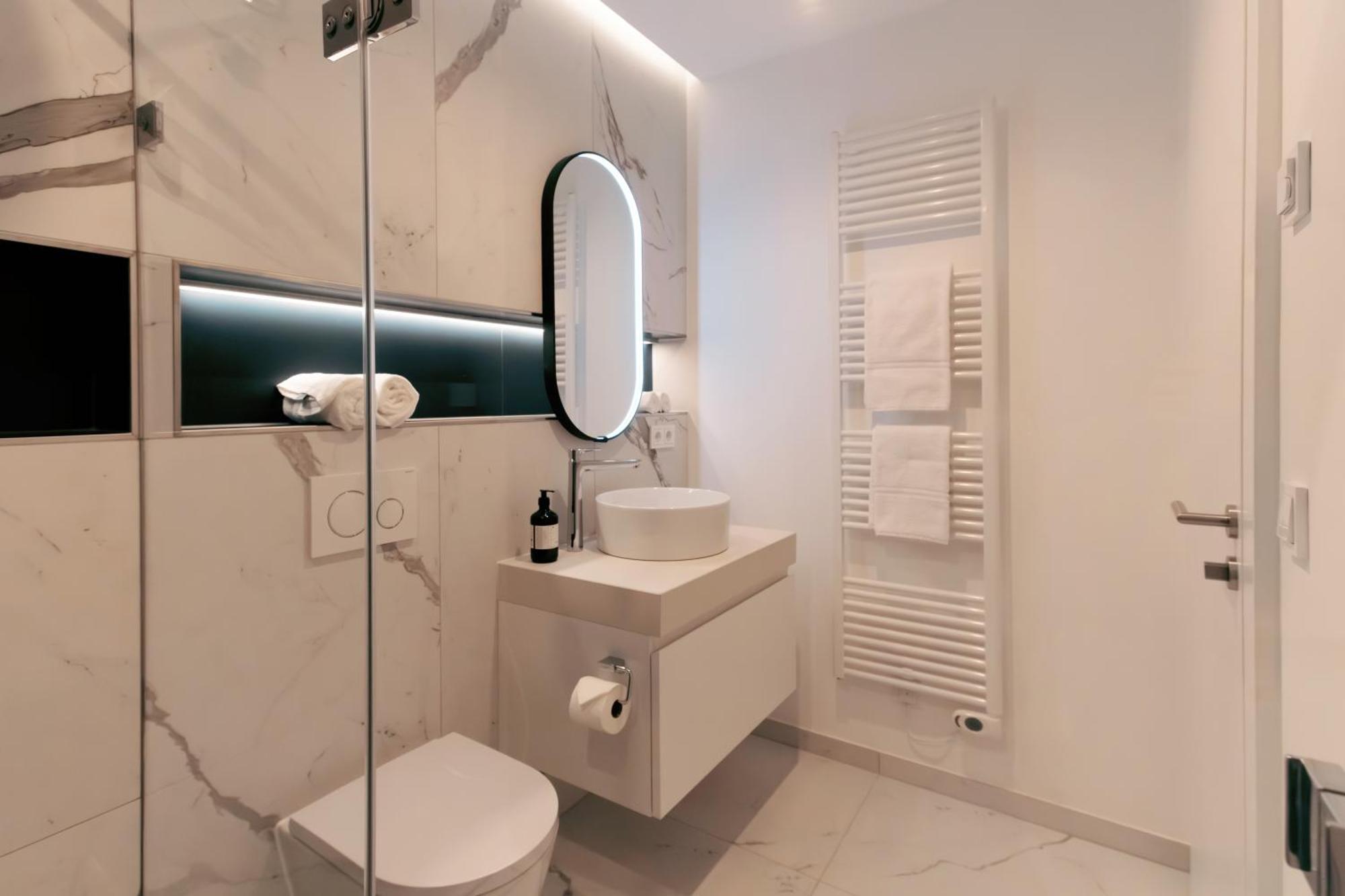 Media Bay In Kirchberg By Rentaroo Apartment *